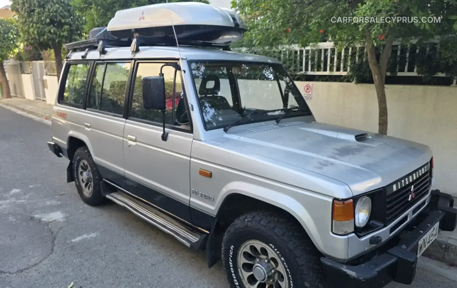 Mitsubishi Pajero 1989