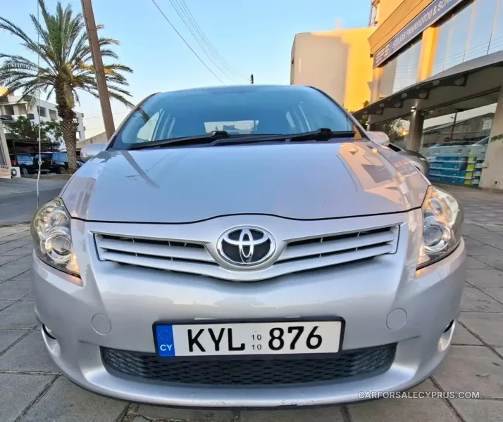 Toyota Auris 2010
