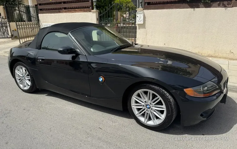 BMW Z4 2004