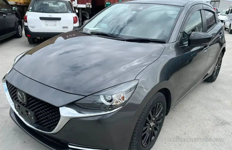Mazda 2 2022