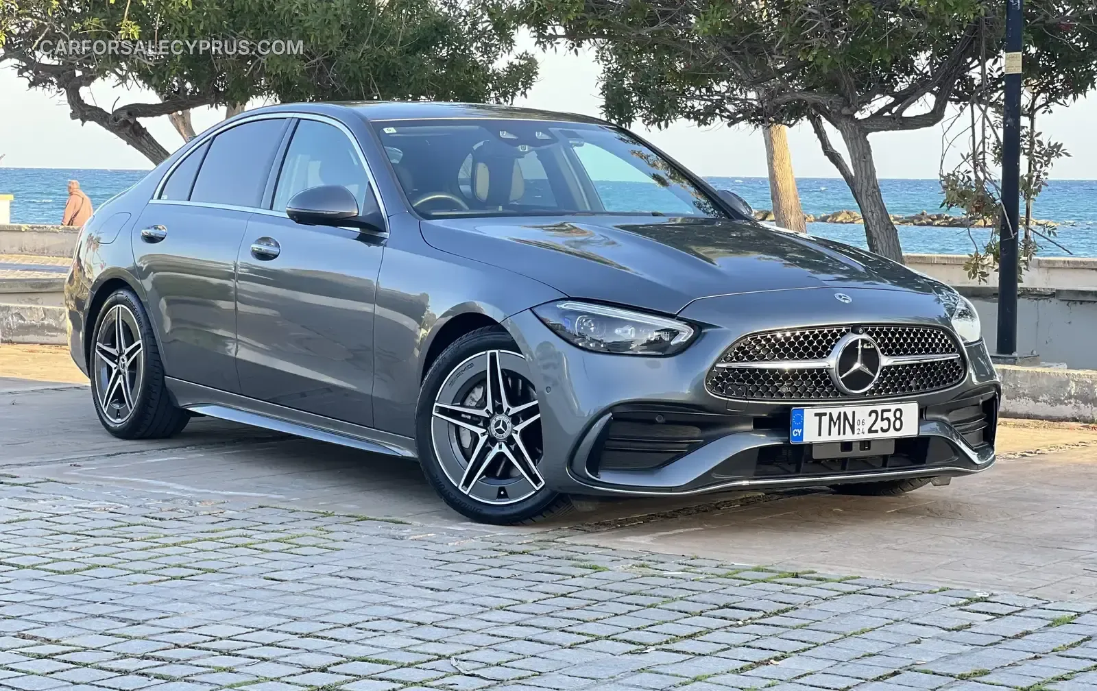 Mercedes-Benz C-Class 2024