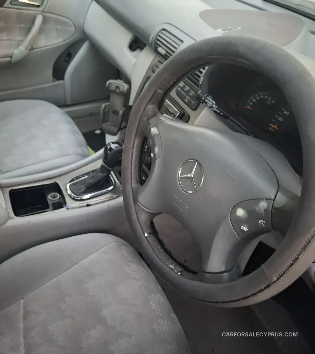 Mercedes-Benz C-Class 2005