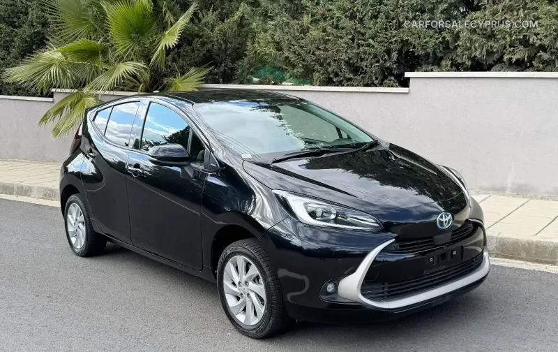 Toyota Aqua 2025