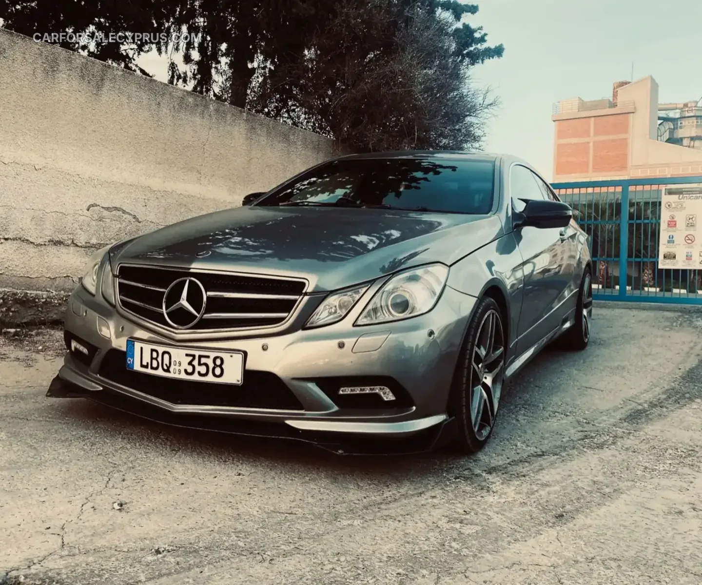 Mercedes-Benz E-Class 2009