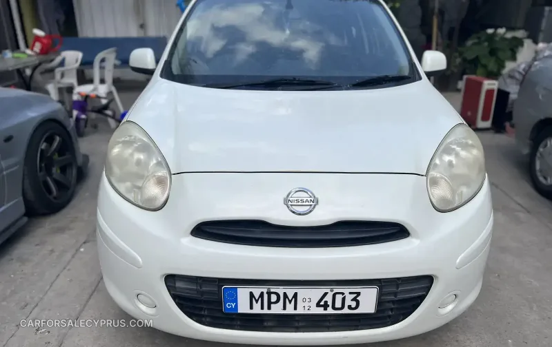 Nissan March 2012