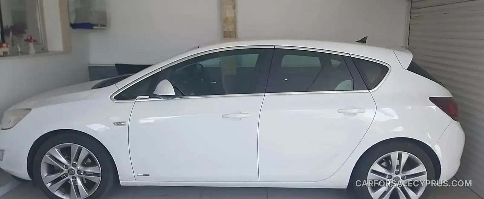 Opel Astra 2011