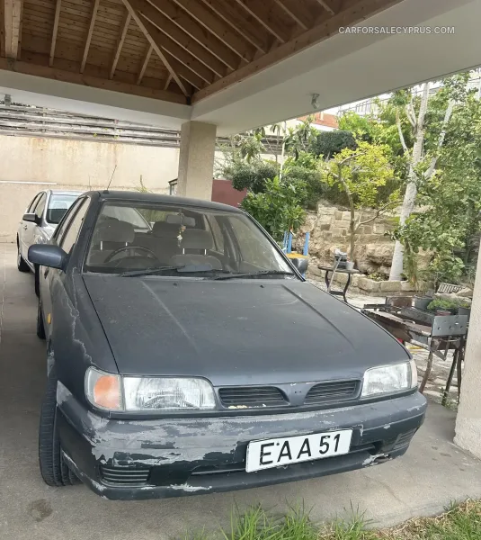 Nissan Sunny 1993