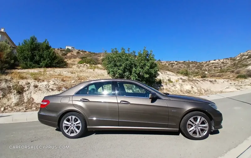 Mercedes-Benz E-Class 2012