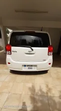 Toyota Porte 2017