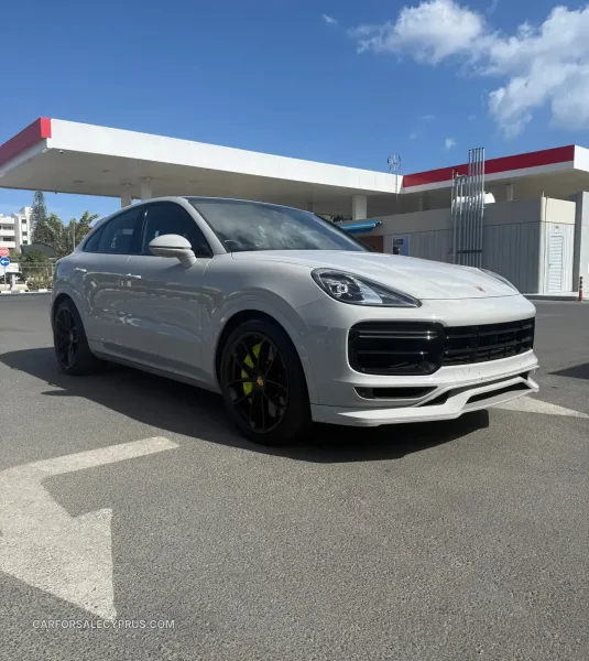 Porsche Cayenne 2023