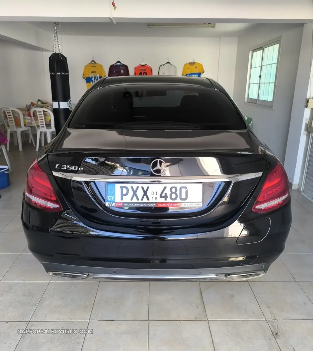 Mercedes-Benz C-Class 2019