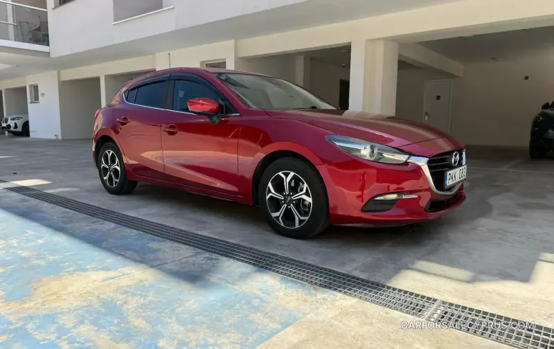 Mazda Axela 2018