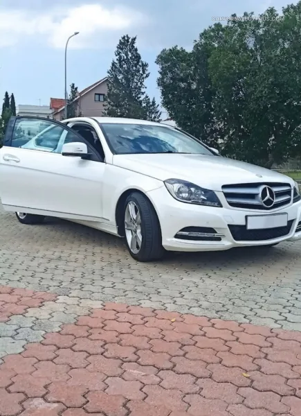 Mercedes-Benz C-Class 2013