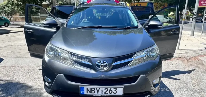 Toyota RAV4 2013