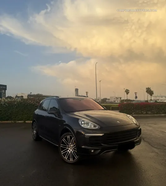 Porsche Cayenne 2015