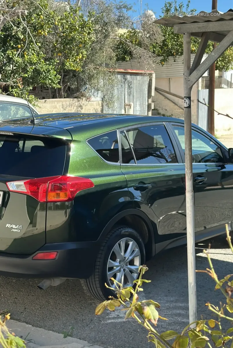 Toyota RAV4 2013