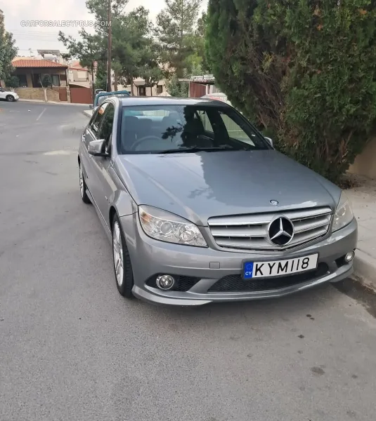 Mercedes-Benz C-Class 2010