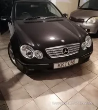 Mercedes-Benz C-Class 2005