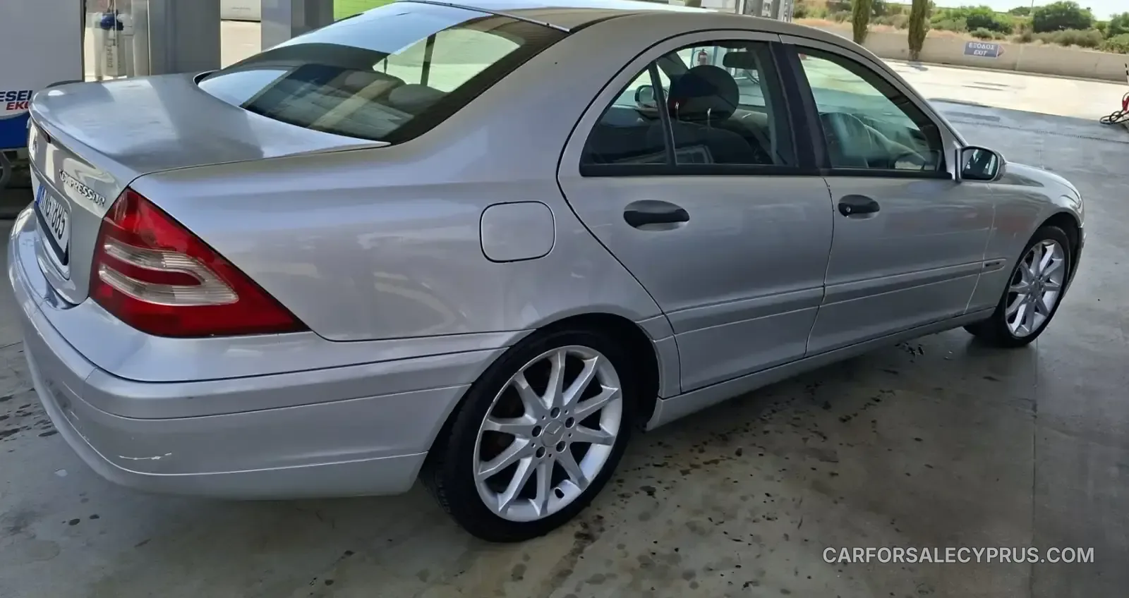Mercedes-Benz C-Class 2002