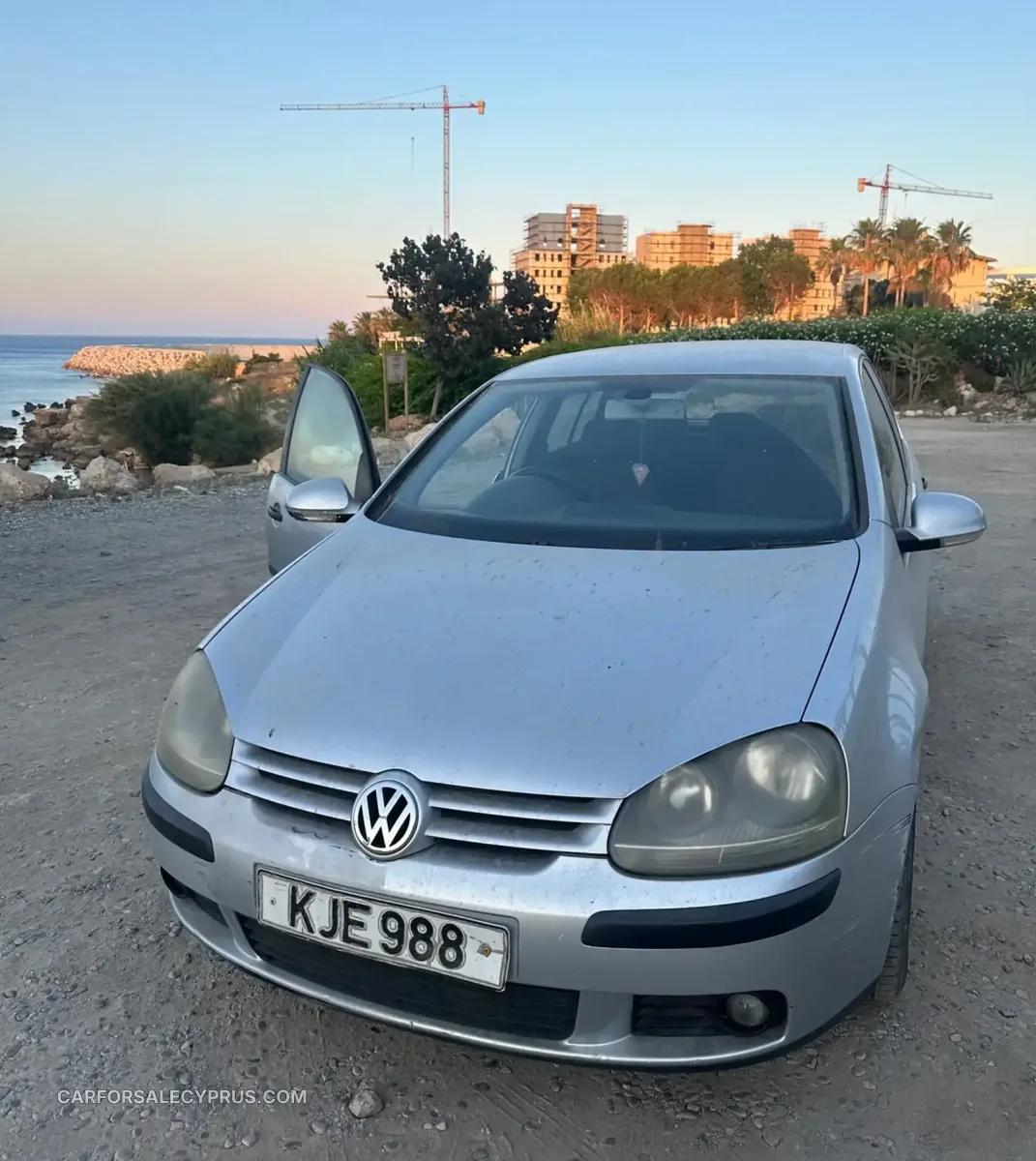 Volkswagen Golf 2004