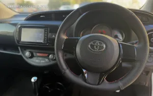 Toyota Vitz 2018 – φωτογραφία 6