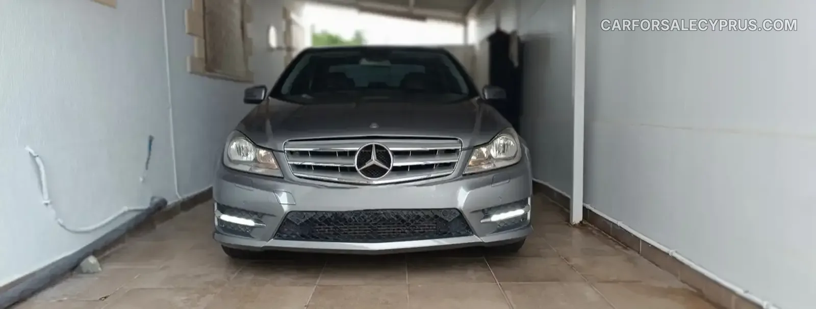 Mercedes-Benz C-Class 2011
