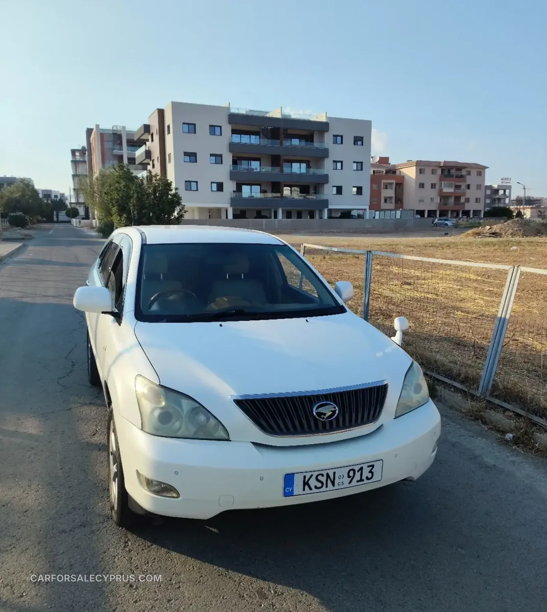 Toyota Harrier 2005