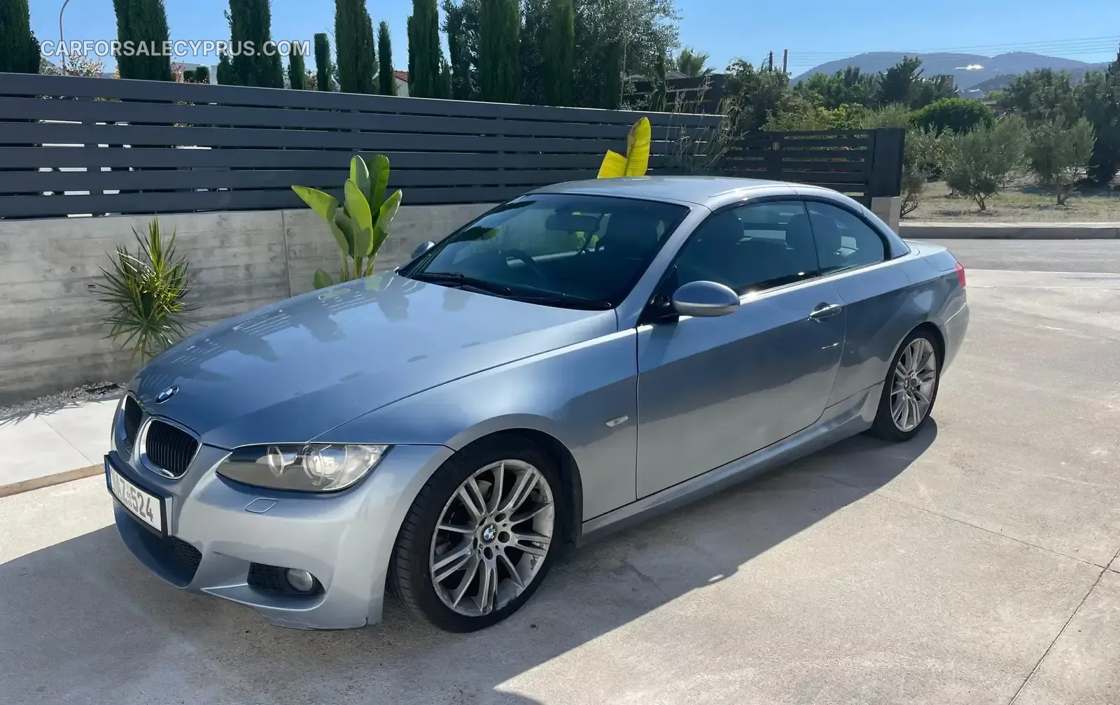 BMW Series 3 2009