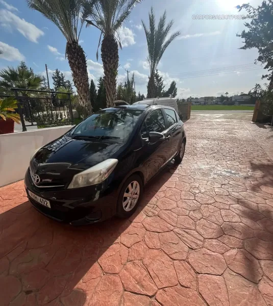 Toyota Yaris 2012