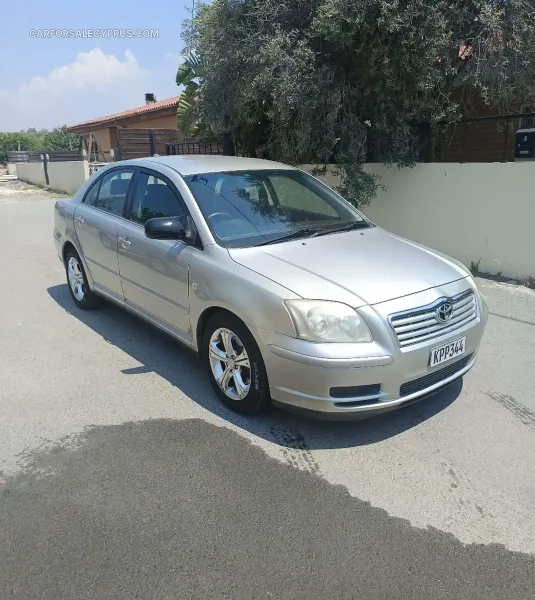 Toyota Avensis 2003