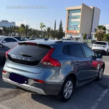 Volvo V40 2013 – φωτογραφία 1