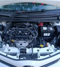 Toyota Vitz 2012 – φωτογραφία 9