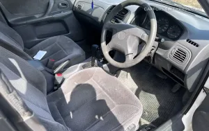 Mazda Familia 1999 – φωτογραφία 6