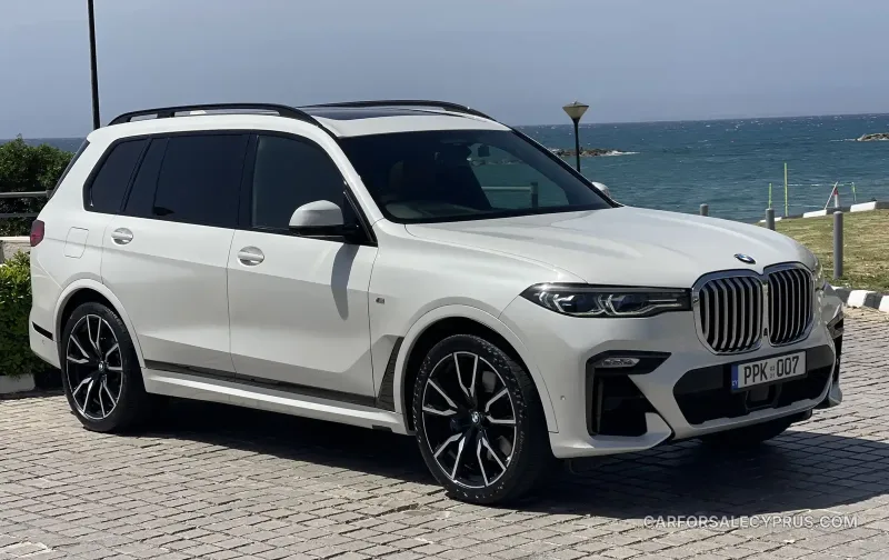 BMW X7 2021