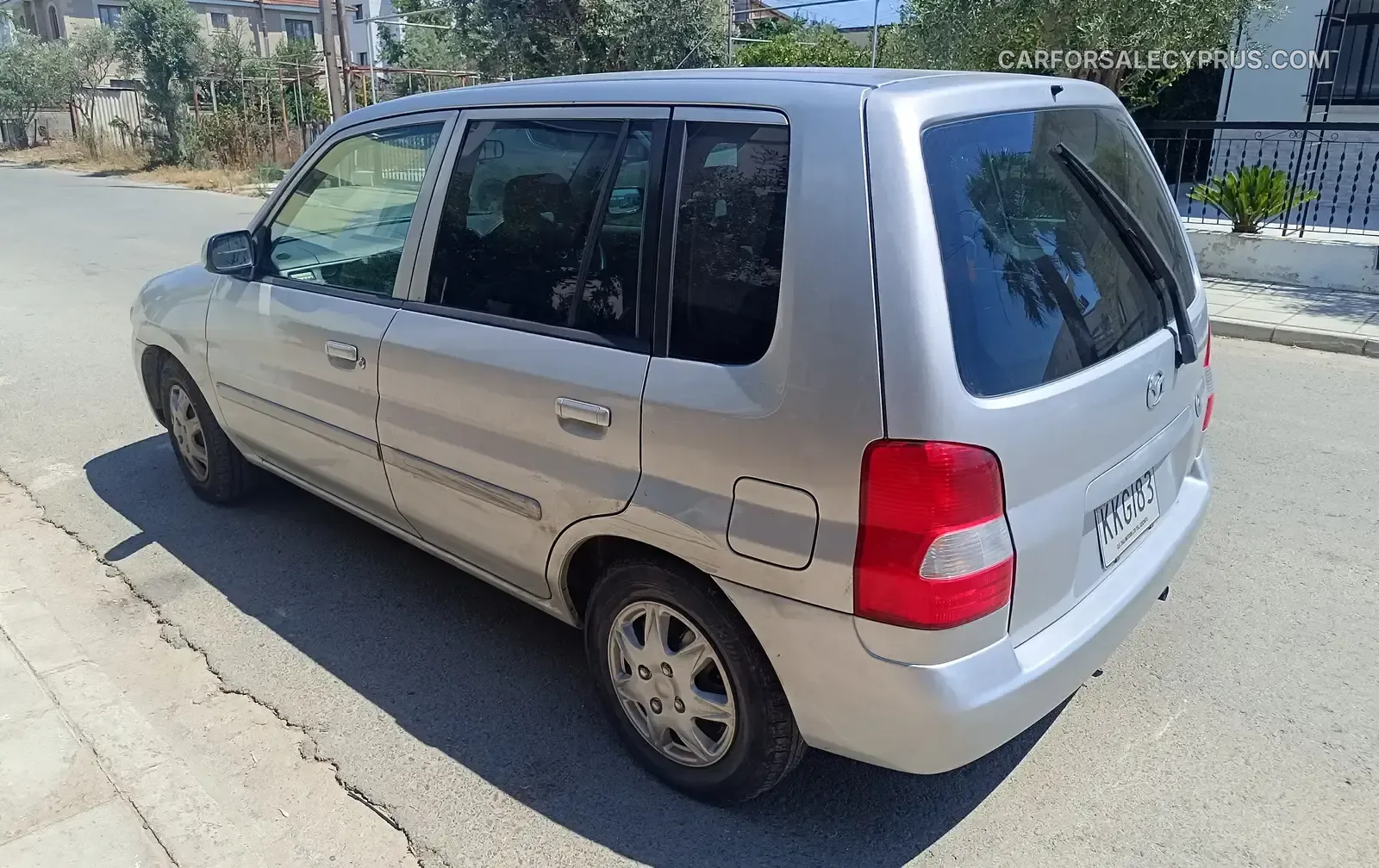 Mazda Demio 2001