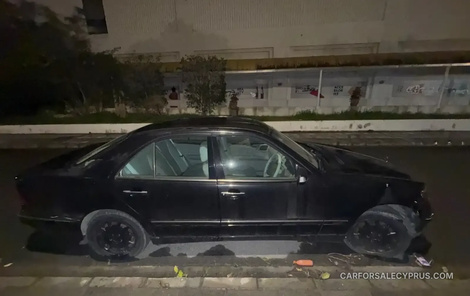 Mercedes-Benz E-Class 2001