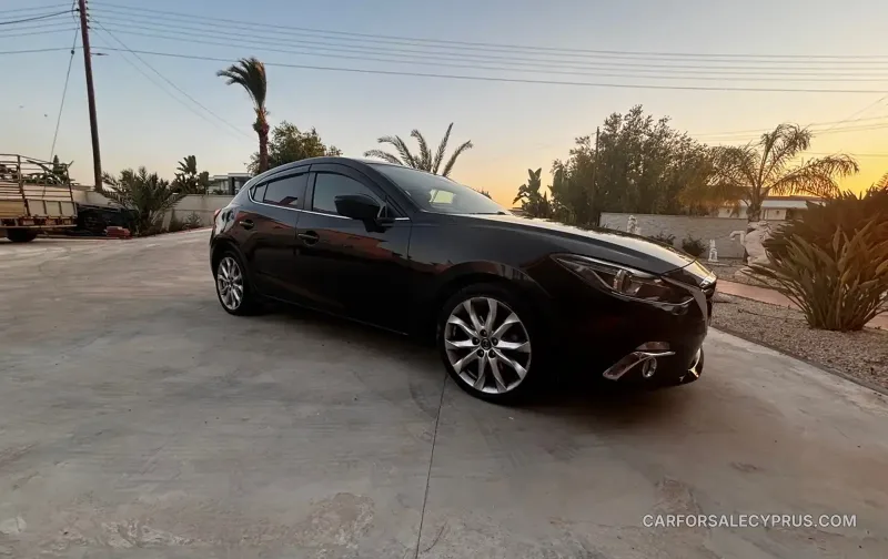 Mazda Axela 2013