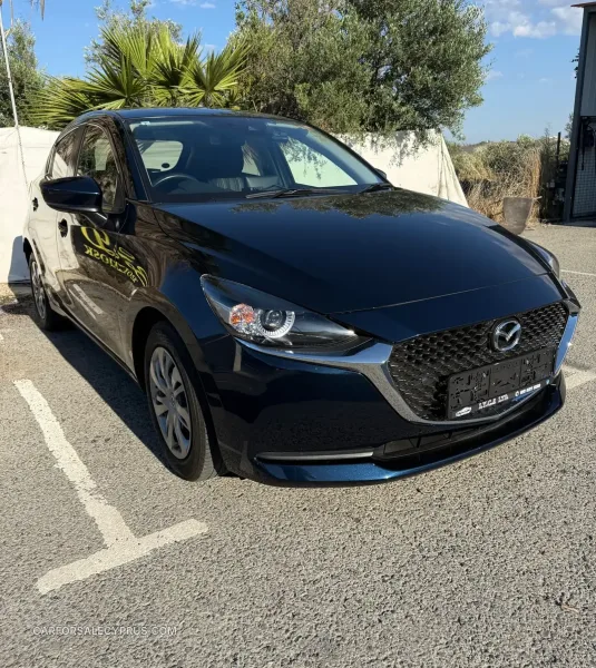 Mazda 2 2022