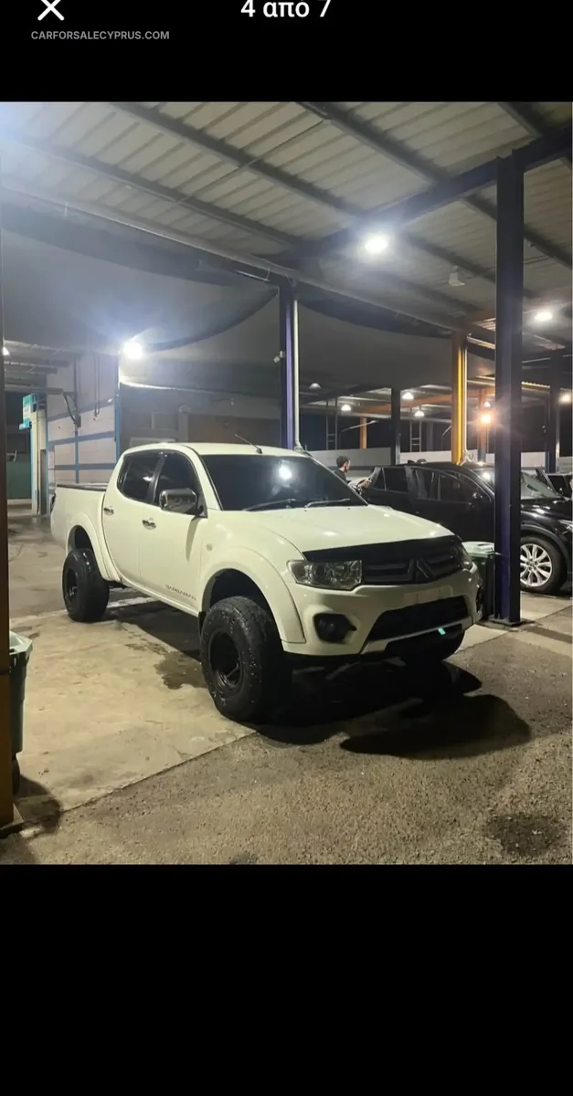 Mitsubishi L200 2014