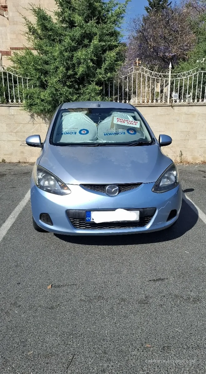 Mazda Demio 2010