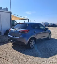 Mazda 2 2015 – φωτογραφία 2