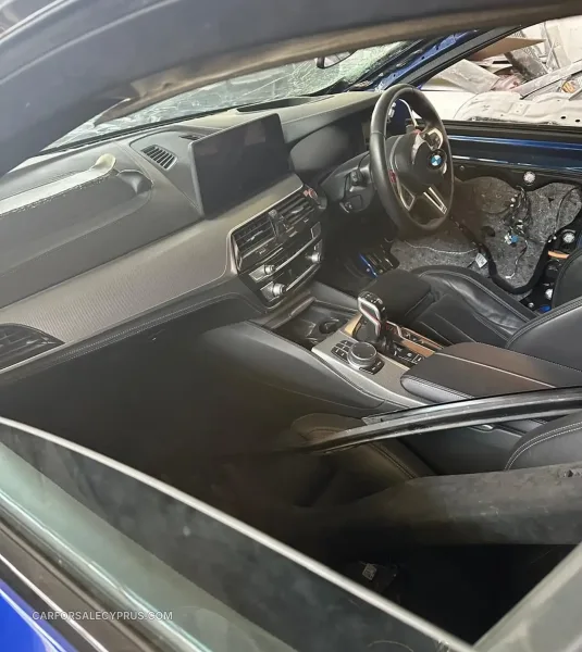 BMW M5 2021
