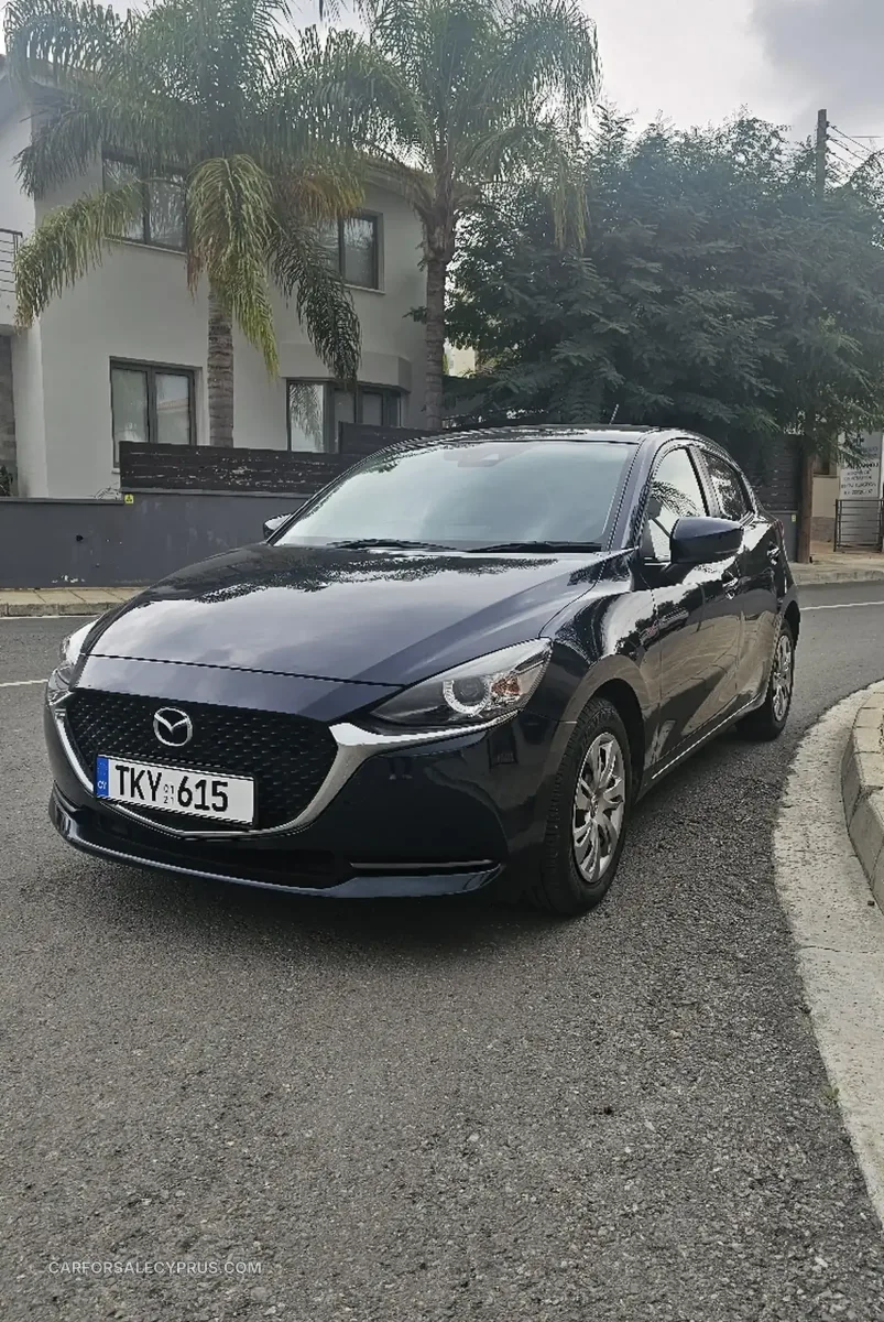 Mazda 2 2021