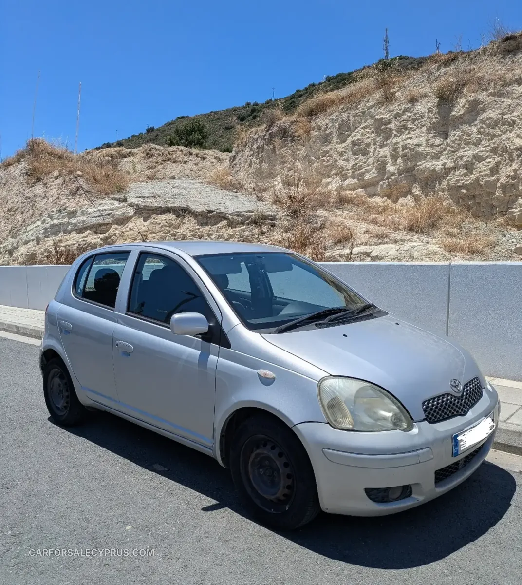 Toyota Yaris 2005