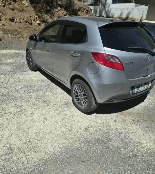 Mazda Demio 2013