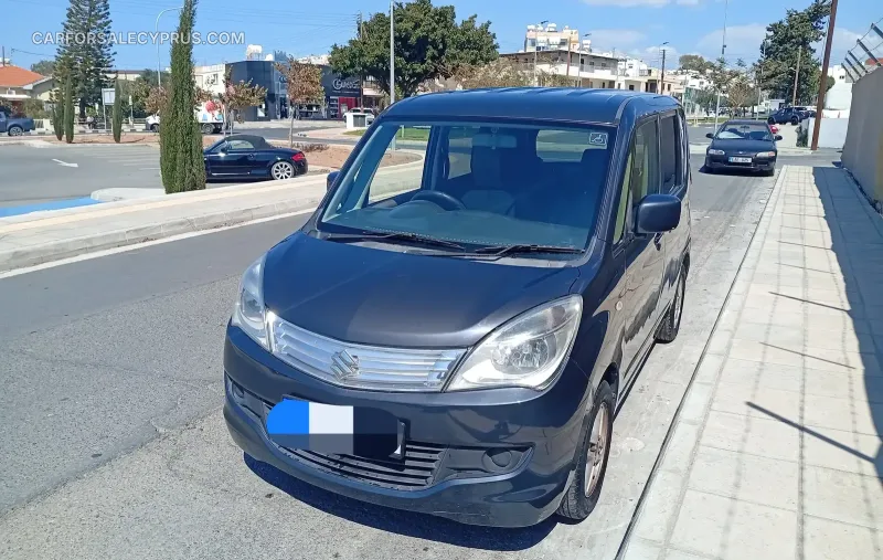 Suzuki Solio 2013