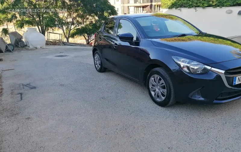 Mazda 2 2017