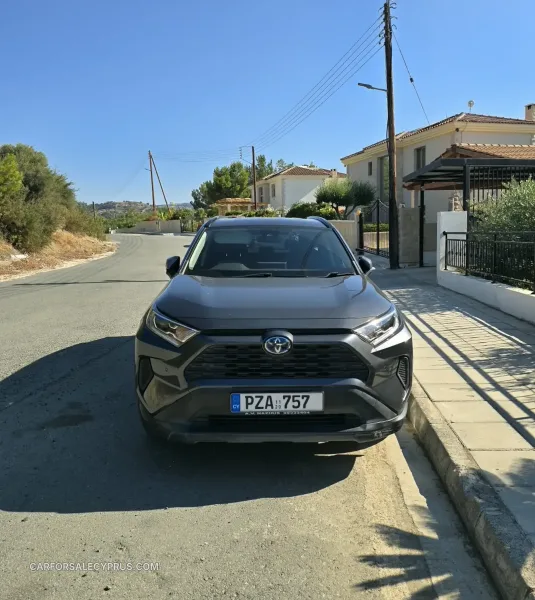 Toyota RAV4 2021