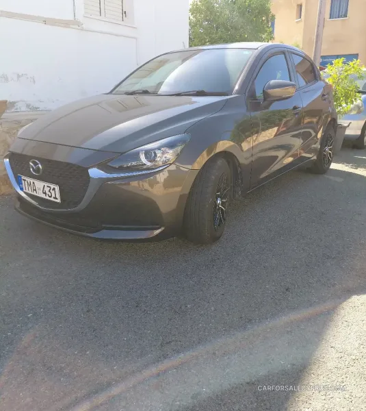 Mazda 2 2021