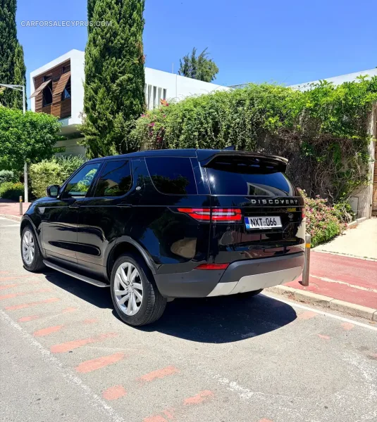 Land Rover Discovery 2020